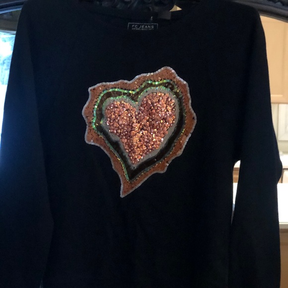 NWOT FC jeans sequenced heart black top Sz S - Picture 3 of 7